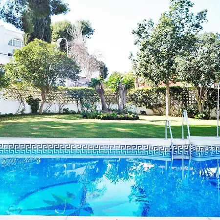 La Dorada. Estudio 6 Min Playa. Wifi. Piscina. Torremolinos