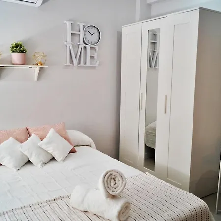 La Dorada. Estudio 6 Min Playa. Wifi. Piscina. * Torremolinos