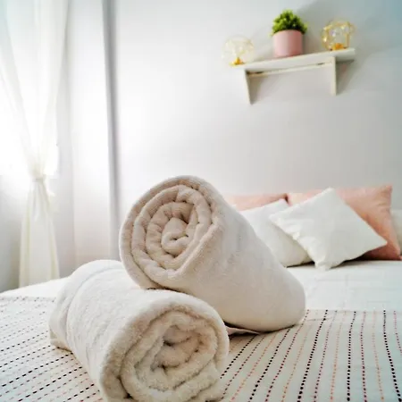 Apartament La Dorada. Estudio 6 Min Playa. Wifi. Piscina. *