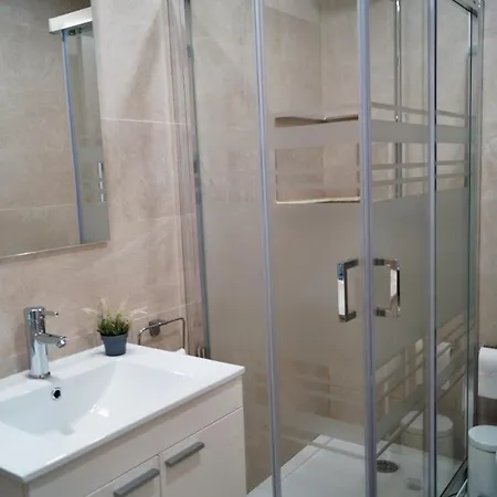 La Dorada. Estudio 6 Min Playa. Wifi. Piscina. Apartament Torremolinos