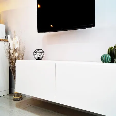 La Dorada. Estudio 6 Min Playa. Wifi. Piscina. Apartament Torremolinos