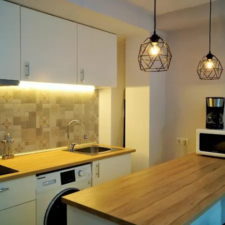 La Dorada. Estudio 6 Min Playa. Wifi. Piscina. *